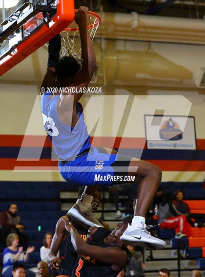 Thumbnail 2 in Bishop Gorman vs. Fairfax (Tarkanian Classic) photogallery.