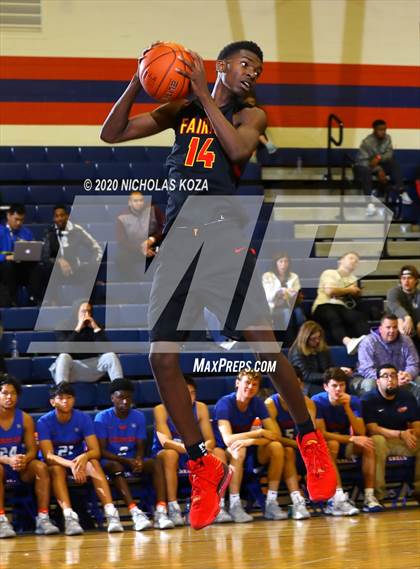 Thumbnail 1 in Bishop Gorman vs. Fairfax (Tarkanian Classic) photogallery.