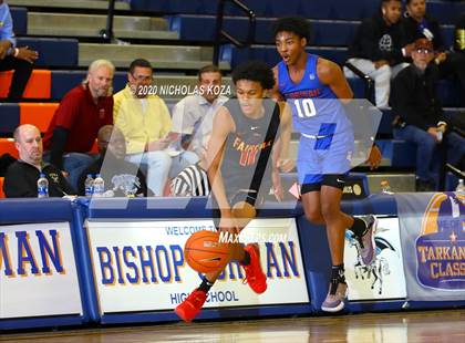 Thumbnail 2 in Bishop Gorman vs. Fairfax (Tarkanian Classic) photogallery.