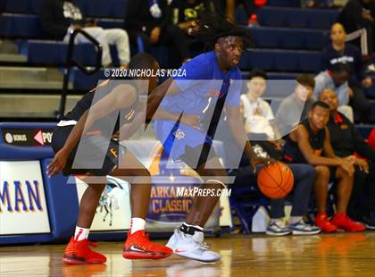 Thumbnail 3 in Bishop Gorman vs. Fairfax (Tarkanian Classic) photogallery.