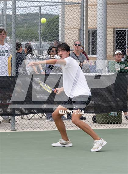 Thumbnail 1 in Reagan [Ronald] vs Southlake Carroll (UIL 6A Boys Singles Tennis State Semifinal) photogallery.