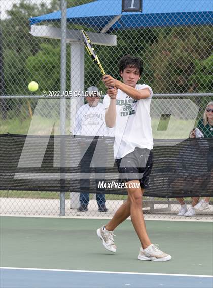 Thumbnail 2 in Reagan [Ronald] vs Southlake Carroll (UIL 6A Boys Singles Tennis State Semifinal) photogallery.
