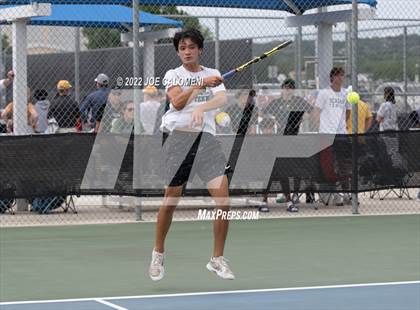Thumbnail 1 in Reagan [Ronald] vs Southlake Carroll (UIL 6A Boys Singles Tennis State Semifinal) photogallery.