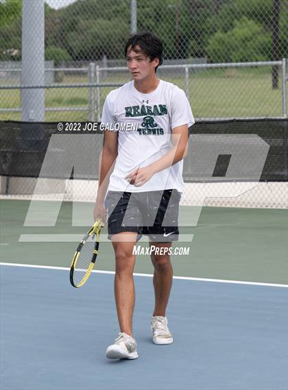 Thumbnail 2 in Reagan [Ronald] vs Southlake Carroll (UIL 6A Boys Singles Tennis State Semifinal) photogallery.