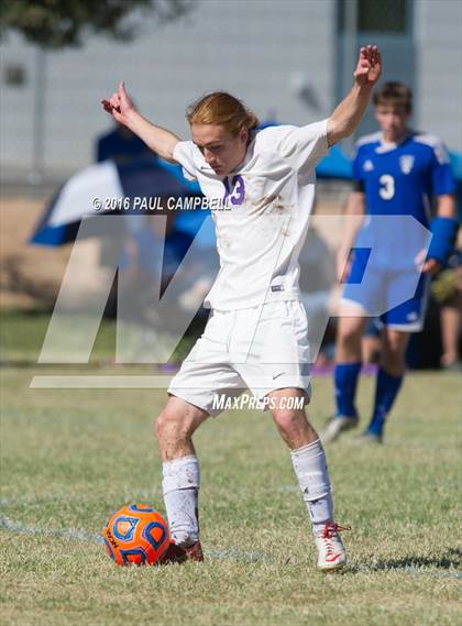 Thumbnail 2 in Blue Ridge vs Snowflake (AIA 2A Playoff) photogallery.
