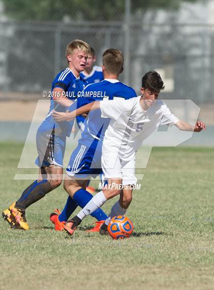 Thumbnail 3 in Blue Ridge vs Snowflake (AIA 2A Playoff) photogallery.