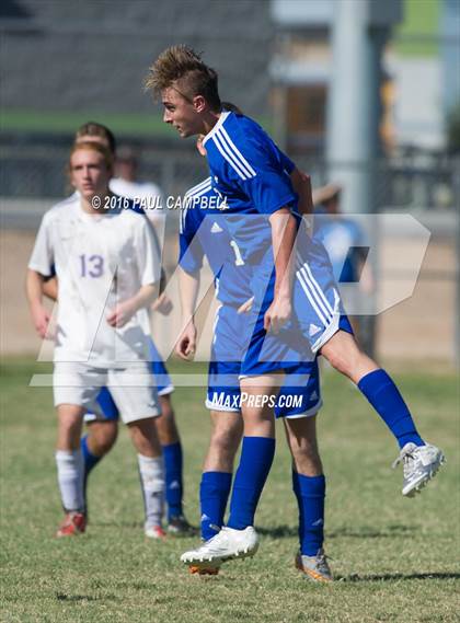 Thumbnail 2 in Blue Ridge vs Snowflake (AIA 2A Playoff) photogallery.