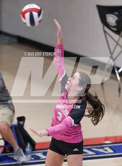 Thumbnail 1 in JV: Green County @ Adair County photogallery.