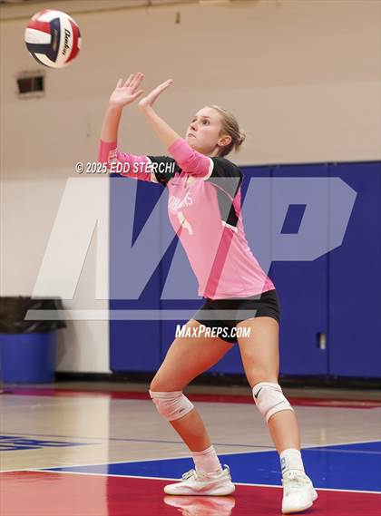 Thumbnail 3 in JV: Green County @ Adair County photogallery.