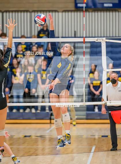 Thumbnail 2 in RHAM vs. Joel Barlow (CIAC Class M Final) photogallery.