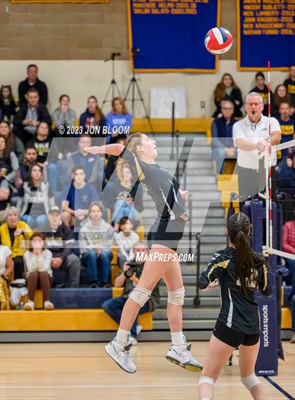 Thumbnail 2 in RHAM vs. Joel Barlow (CIAC Class M Final) photogallery.