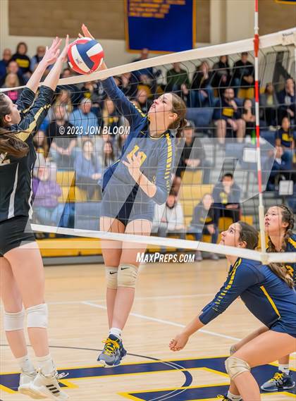 Thumbnail 3 in RHAM vs. Joel Barlow (CIAC Class M Final) photogallery.