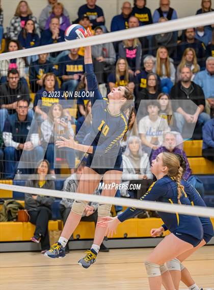 Thumbnail 1 in RHAM vs. Joel Barlow (CIAC Class M Final) photogallery.