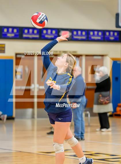 Thumbnail 2 in RHAM vs. Joel Barlow (CIAC Class M Final) photogallery.