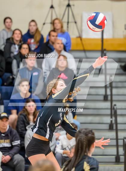 Thumbnail 3 in RHAM vs. Joel Barlow (CIAC Class M Final) photogallery.