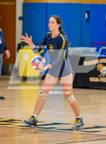 Thumbnail 1 in RHAM vs. Joel Barlow (CIAC Class M Final) photogallery.