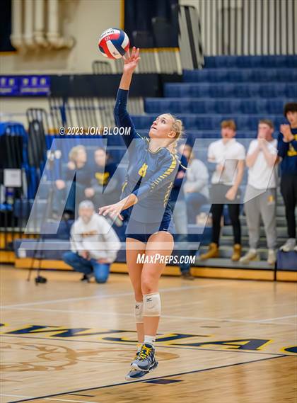 Thumbnail 2 in RHAM vs. Joel Barlow (CIAC Class M Final) photogallery.