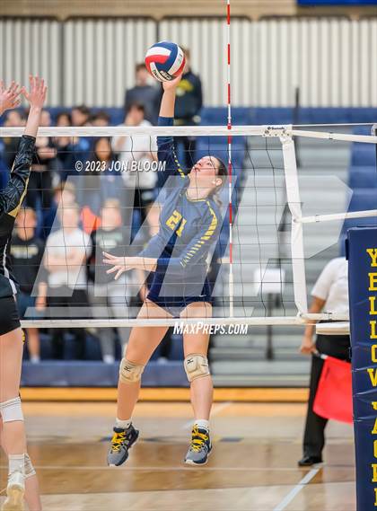 Thumbnail 3 in RHAM vs. Joel Barlow (CIAC Class M Final) photogallery.