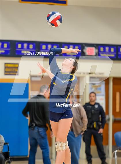 Thumbnail 2 in RHAM vs. Joel Barlow (CIAC Class M Final) photogallery.