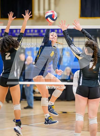 Thumbnail 2 in RHAM vs. Joel Barlow (CIAC Class M Final) photogallery.
