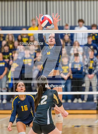 Thumbnail 1 in RHAM vs. Joel Barlow (CIAC Class M Final) photogallery.