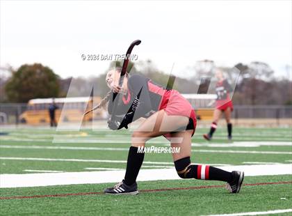 Thumbnail 2 in Nansemond River vs First Colonial (VHSL Class 5 Final) photogallery.