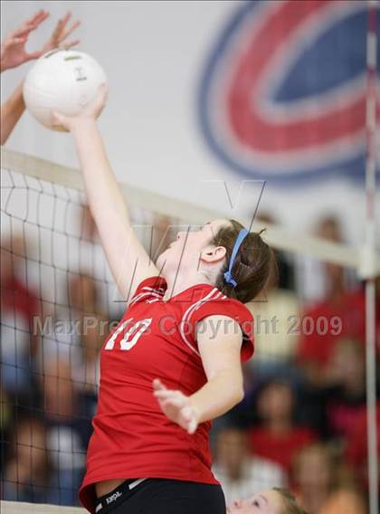 Thumbnail 1 in Regis Jesuit @ Chaparral photogallery.