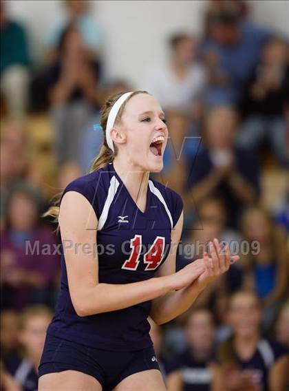 Thumbnail 3 in Regis Jesuit @ Chaparral photogallery.