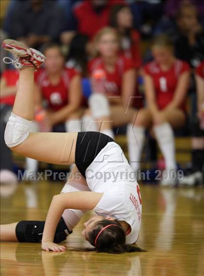 Thumbnail 2 in Regis Jesuit @ Chaparral photogallery.