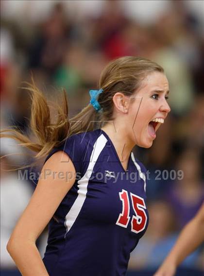 Thumbnail 1 in Regis Jesuit @ Chaparral photogallery.