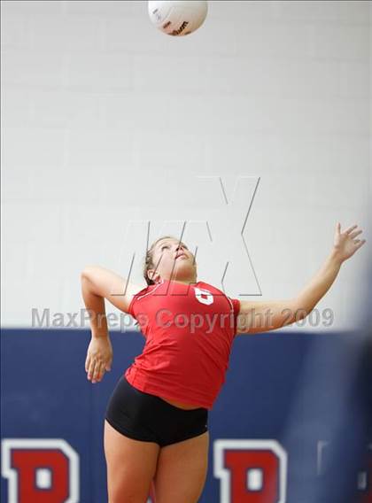 Thumbnail 3 in Regis Jesuit @ Chaparral photogallery.