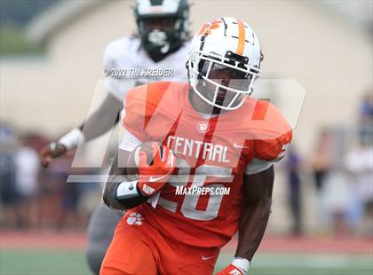 Thumbnail 3 in Central Dauphin @ Central York photogallery.