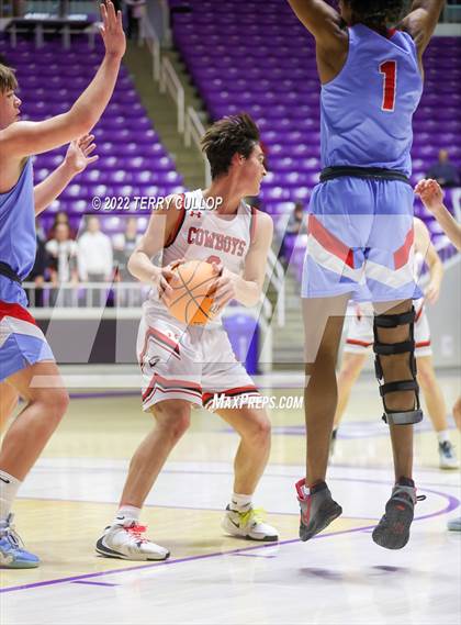 Thumbnail 2 in Ben Lomond vs. Grantsville (UHSAA 3A Quarterfinal) photogallery.