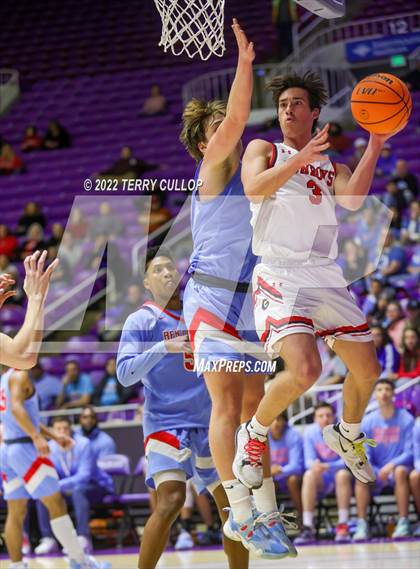 Thumbnail 1 in Ben Lomond vs. Grantsville (UHSAA 3A Quarterfinal) photogallery.