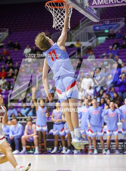 Thumbnail 2 in Ben Lomond vs. Grantsville (UHSAA 3A Quarterfinal) photogallery.