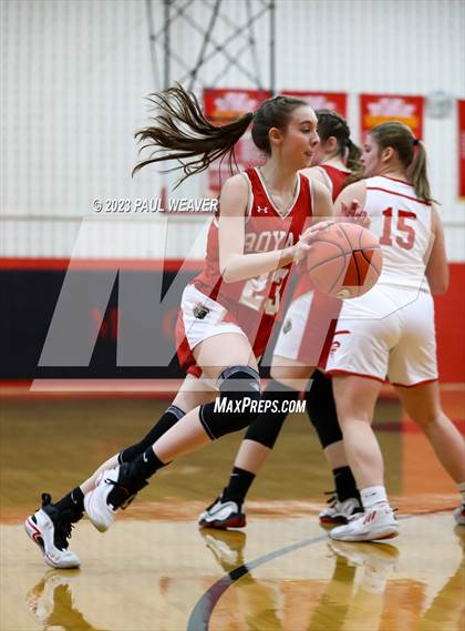 Thumbnail 3 in Mount Carmel vs. Holy Redeemer (PIAA Class AAA First Round) photogallery.