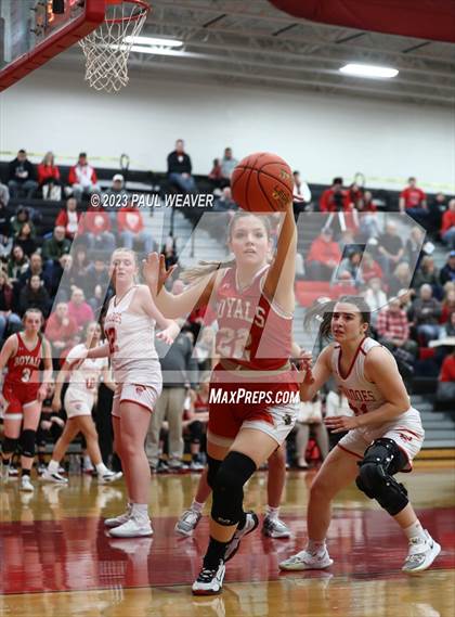 Thumbnail 3 in Mount Carmel vs. Holy Redeemer (PIAA Class AAA First Round) photogallery.