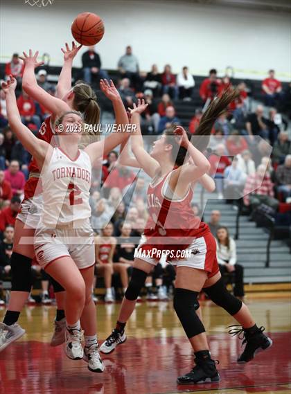 Thumbnail 1 in Mount Carmel vs. Holy Redeemer (PIAA Class AAA First Round) photogallery.