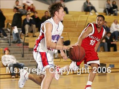 Thumbnail 1 in Christian Brothers vs. Vallejo (Hoops for the Hungry) photogallery.