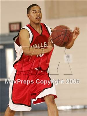 Thumbnail 3 in Christian Brothers vs. Vallejo (Hoops for the Hungry) photogallery.