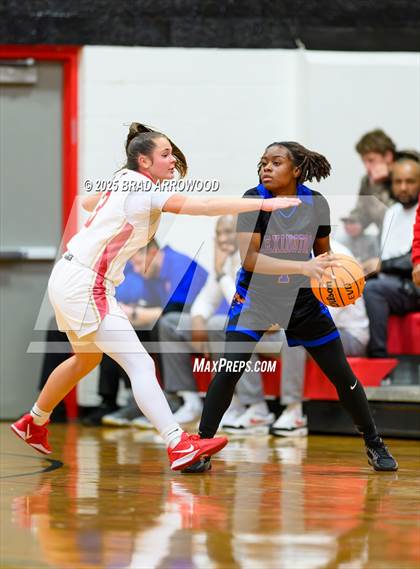 Thumbnail 3 in Lexington @ Salisbury photogallery.