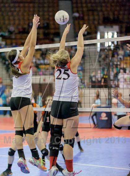Thumbnail 3 in Otis vs. Flagler (CHSAA 1A Pool III) photogallery.