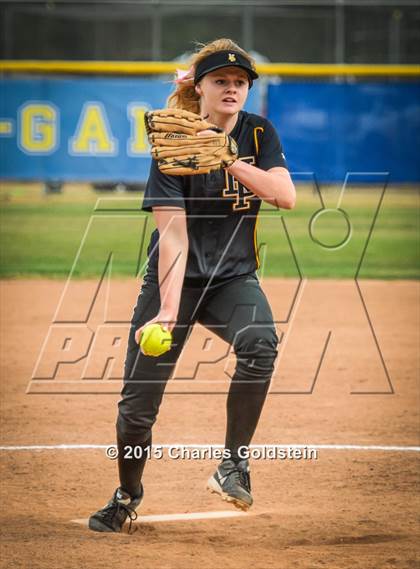 Thumbnail 1 in Newbury Park @ Agoura photogallery.
