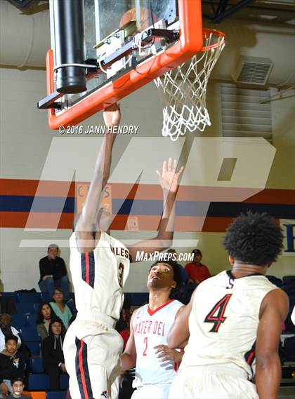 Thumbnail 1 in Salesian College Preparatory vs. Mater Dei (Tarkanian Classic) photogallery.