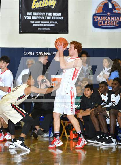 Thumbnail 3 in Salesian College Preparatory vs. Mater Dei (Tarkanian Classic) photogallery.