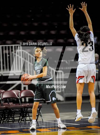 Thumbnail 3 in Tuba City vs. Page (AIA 3A Quarterfinal) photogallery.