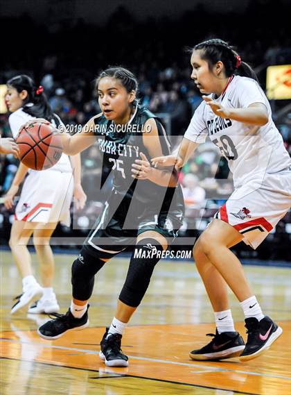 Thumbnail 3 in Tuba City vs. Page (AIA 3A Quarterfinal) photogallery.