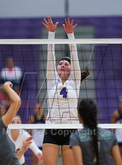 Thumbnail 1 in Copper Hills @ Riverton photogallery.