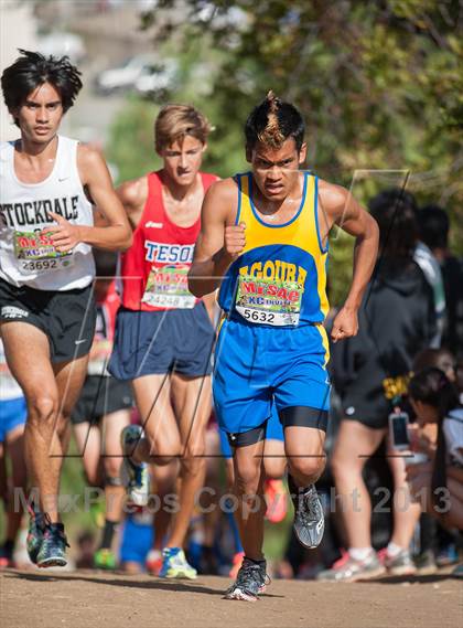 Thumbnail 2 in Mount Sac Invitational (Boys Individual Sweepstakes) photogallery.