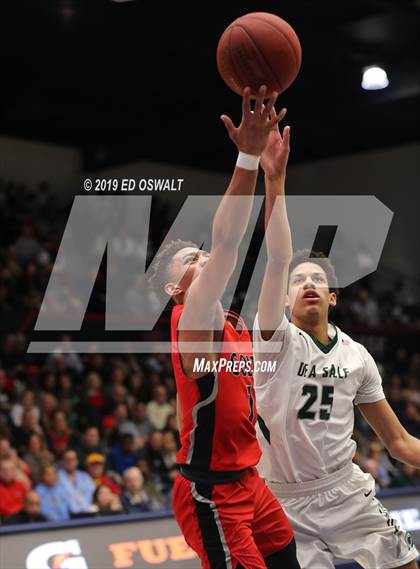 Thumbnail 1 in James Logan vs. De La Salle (CIF NCS D1 Final) photogallery.
